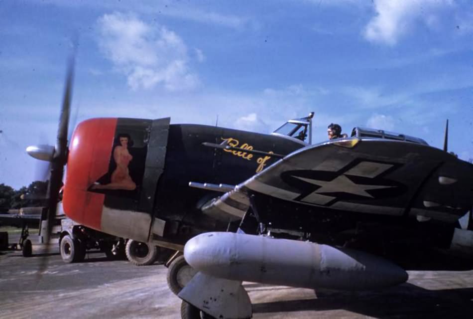 P-47_Thunderbolt_Belle_of_Belmont_of_the_56th_Fighter_Group.jpg