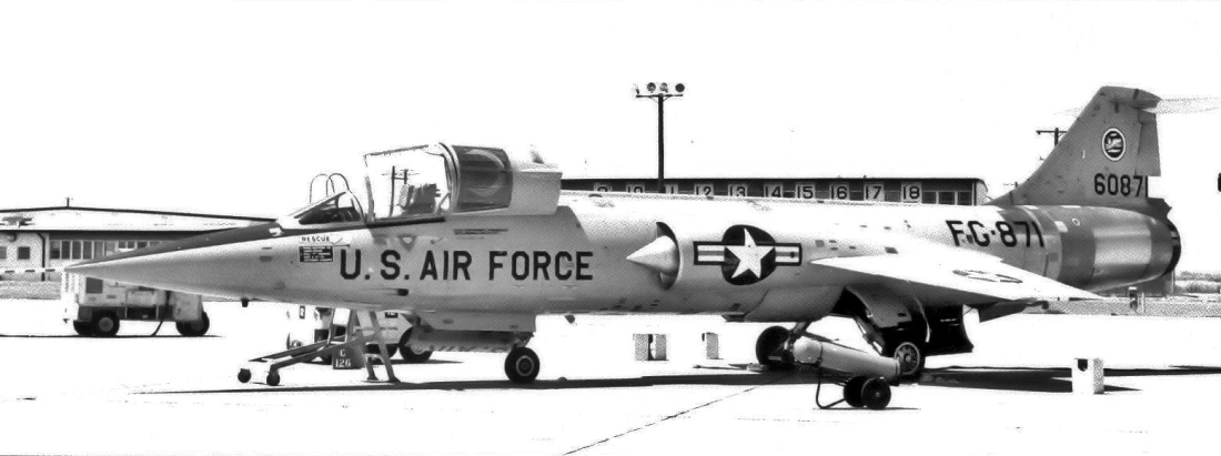 331st_fighter-interceptor_squadron_f-104a_56-871_1964.jpg