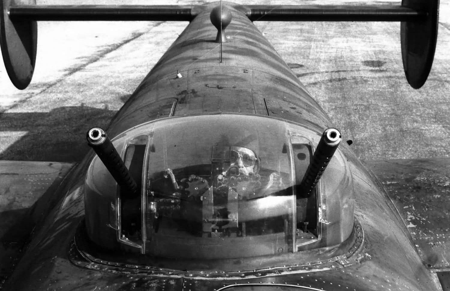 B-24_Liberator_Bomber_Top_Turret_Gunner~2.jpg