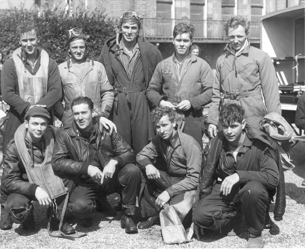 Cox Crew after ditching Bexhill Sept 43.jpg