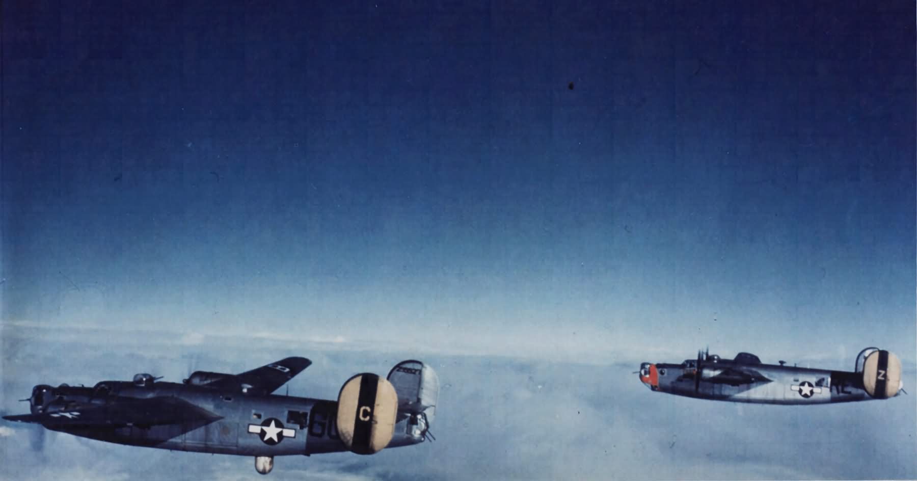 Named_4-F_B-24J_42-95527_from_the_328th_BS_93rd_BG_8th_AF_H2X_radar_equipped_Lead_ship_and_42-...jpg
