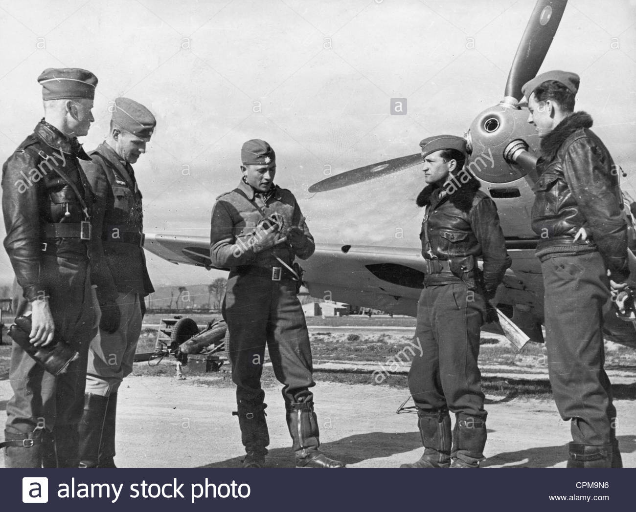 pilots-of-the-legion-condor-in-spain-1939-CPM9N6.jpg