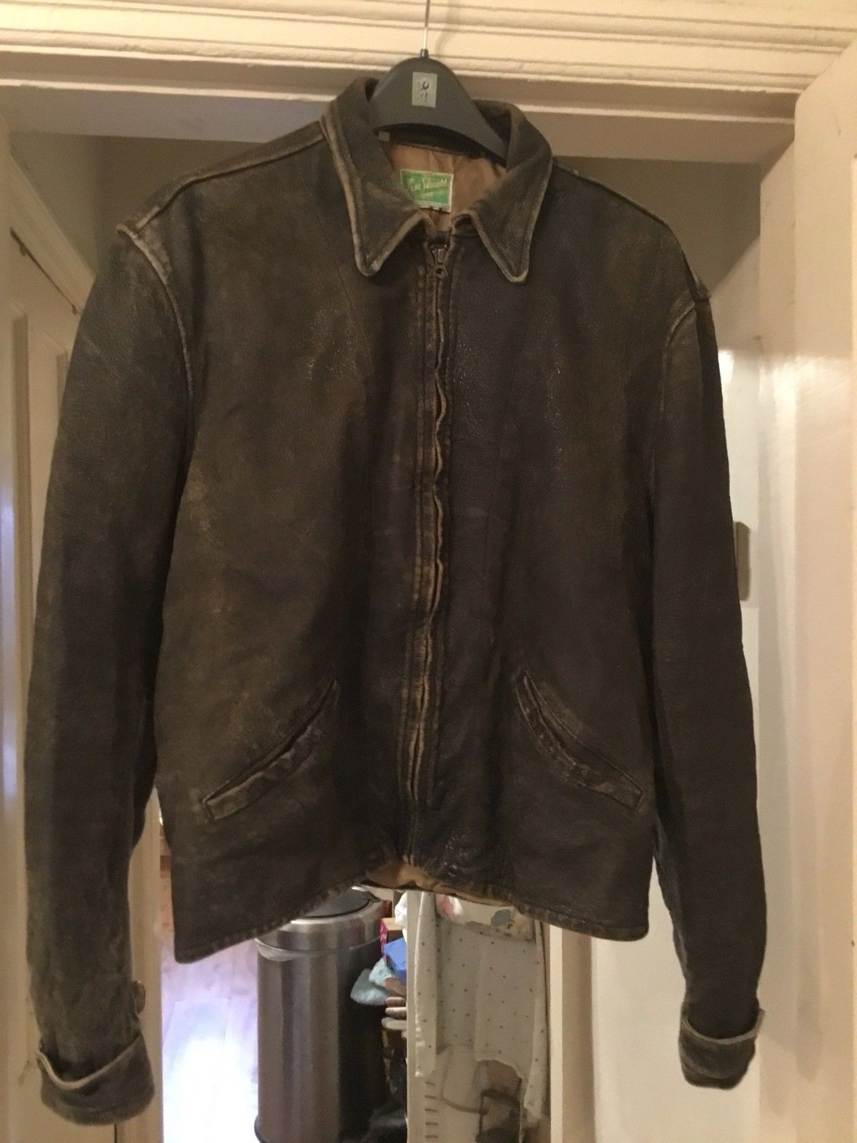levi's 1930 leather jacket